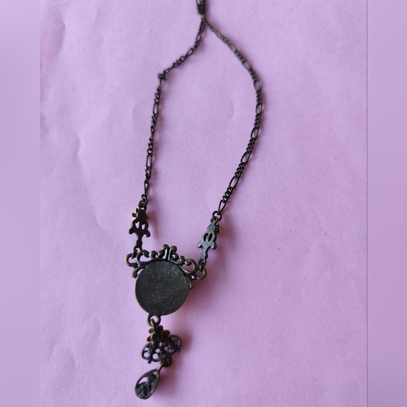 Bizou Gold flower and White Stone Jewelry Set - Picture 4 of 9